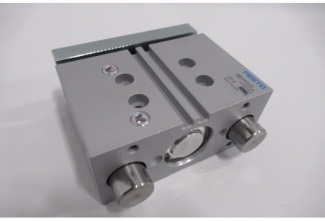 Boring 32 Slag 25  Festo DFM-32-25-P-A-GF. Unused.